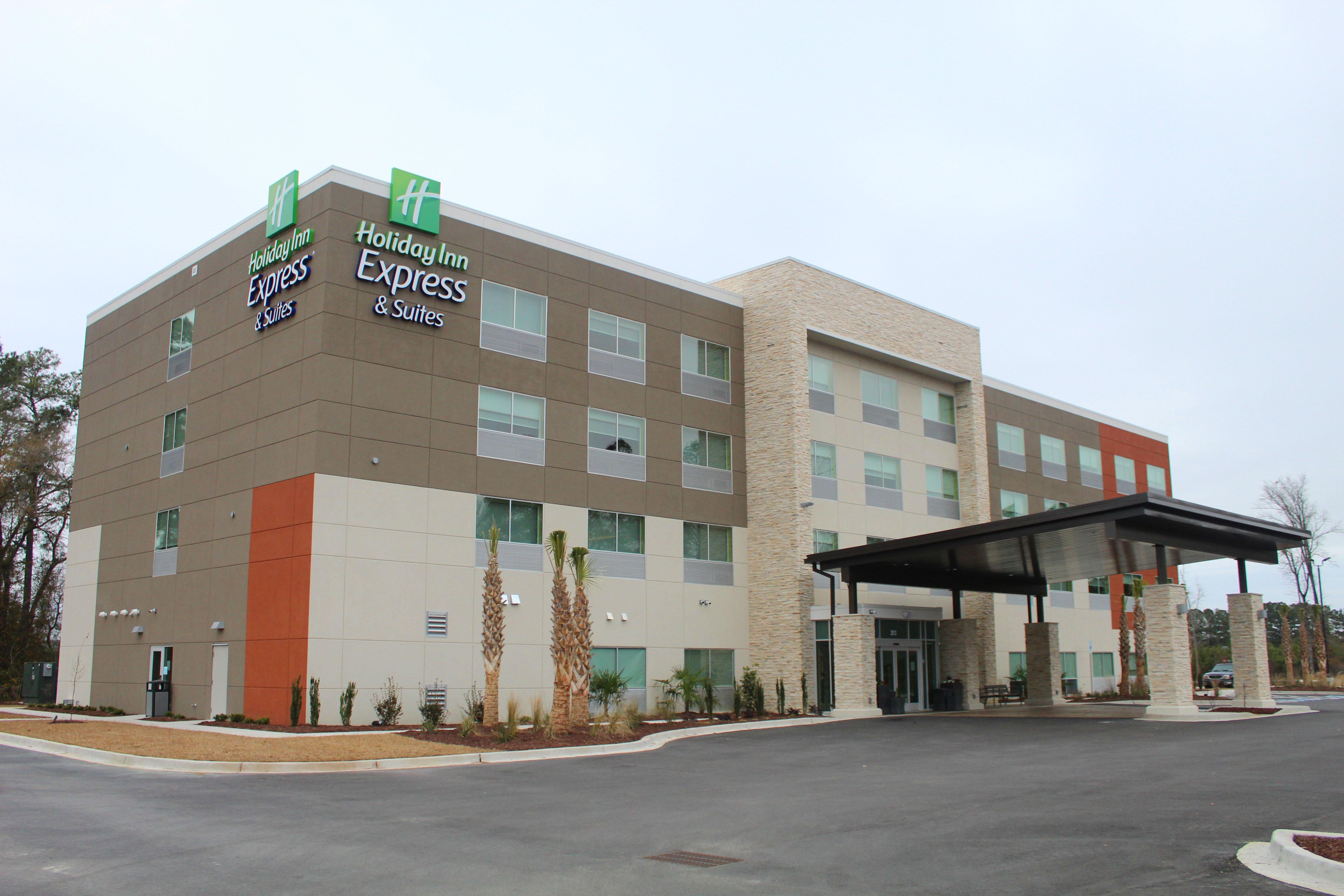 Holiday Inn Express & Suites - Latta, An Ihg Hotel Exterior foto