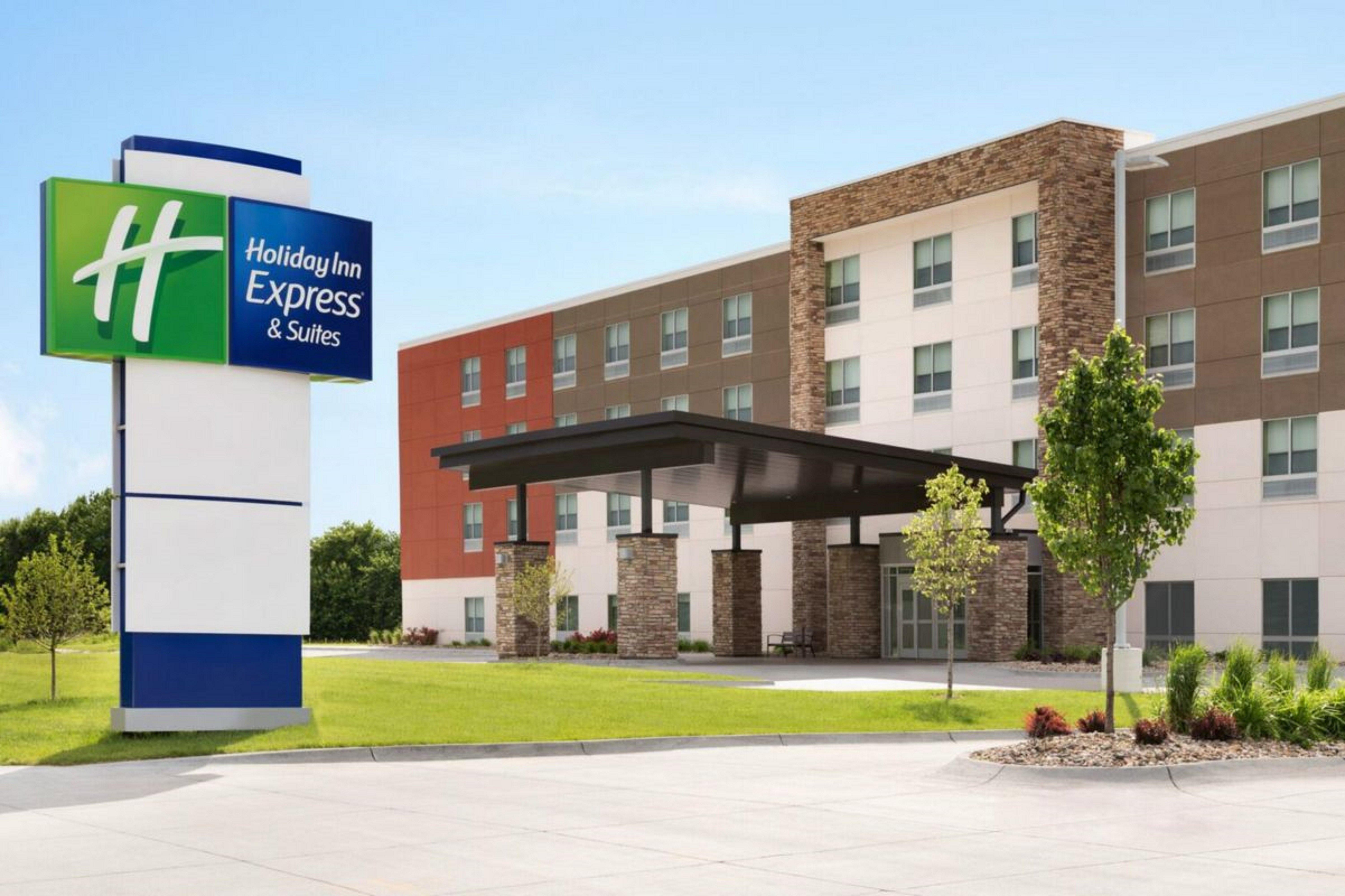 Holiday Inn Express & Suites - Latta, An Ihg Hotel Exterior foto